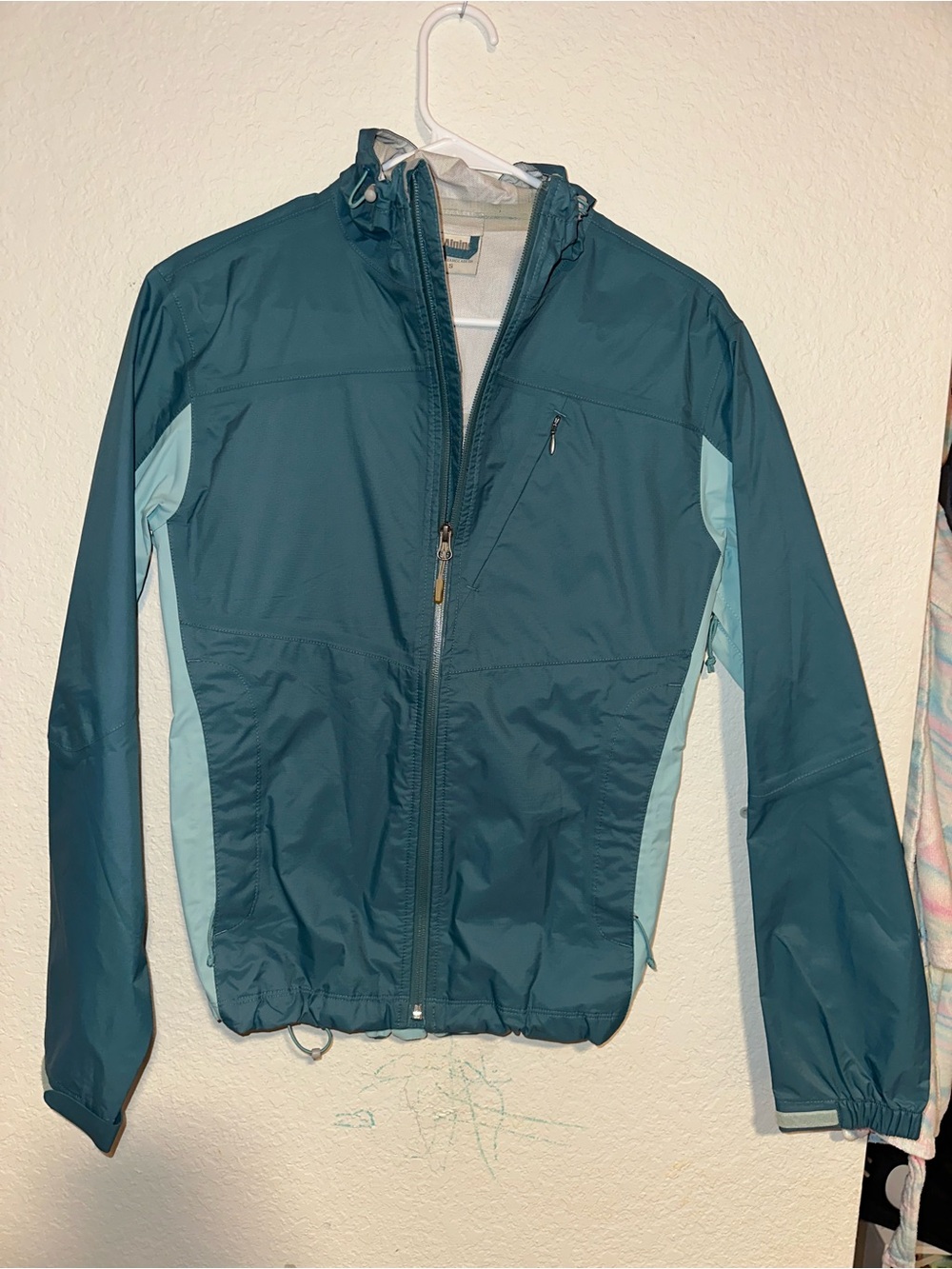 Alpine Design Windbreaker/Rain Coat
